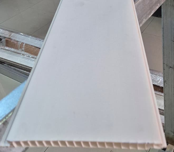 Panel liso blanco mate