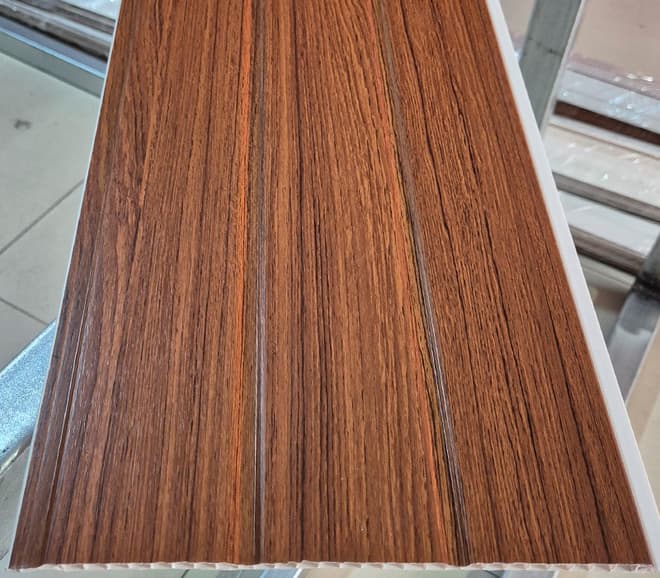 Panel ranurado cedro